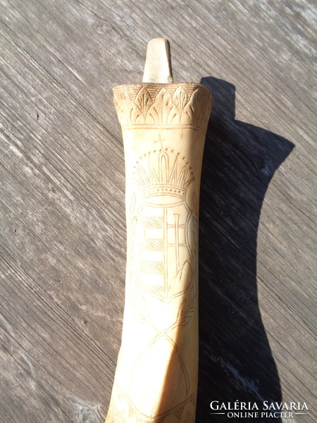 Antique carved gunpowder holder