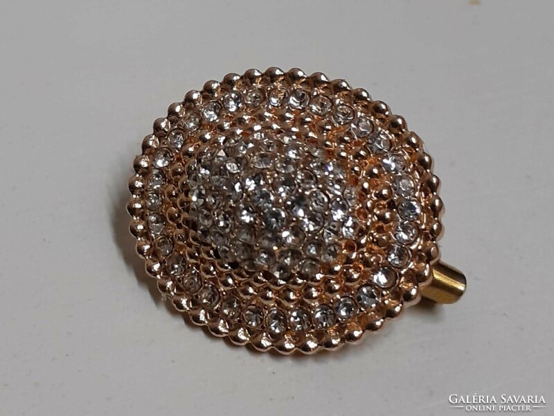 Retro brooch in good condition, studded with many small white sparkling stones