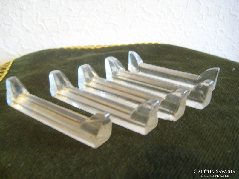 Polished glass, knife buck, 5 pieces / 9.5 cm / and 1 piece 8.5 cm /