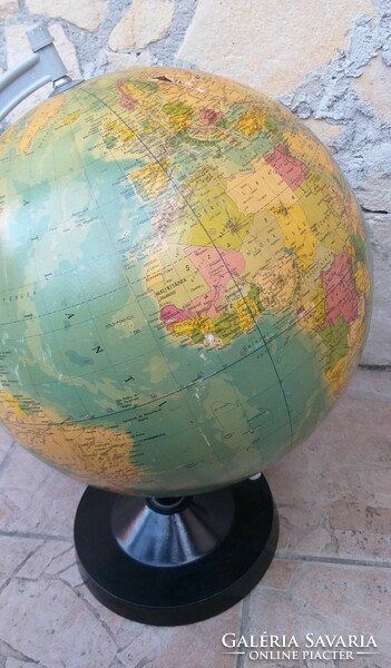 Retro large globe 30 cm