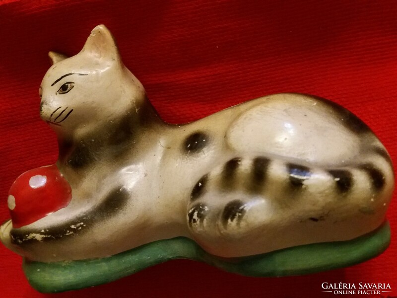Antik 1938  népi mázas kerámia persely fekvő cica macska gombolyaggal 22 x 15 cm  képek szerint