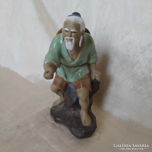Chinese porcelain statue