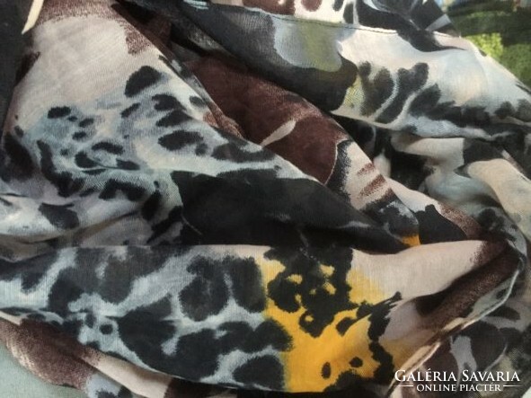 Abstract-patterned round scarf, fashion scarf