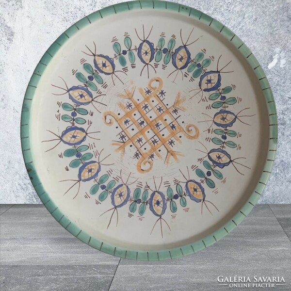 Wonderful gorka habán pattern centerpiece, large size (31.5 cm), heavy, flawless three-legged bowl