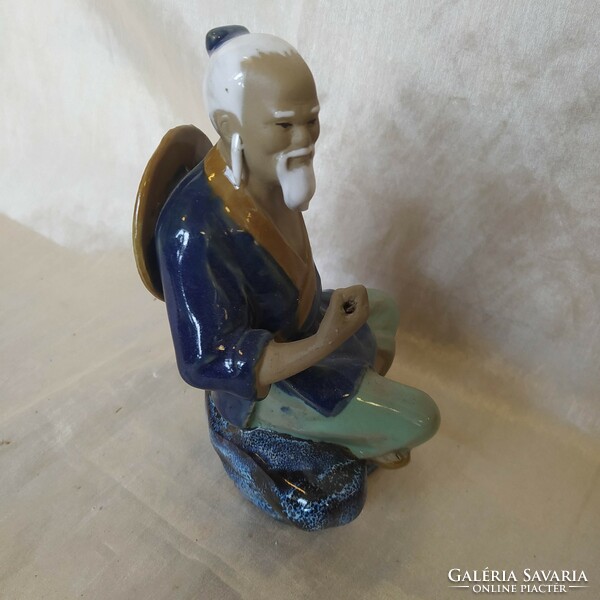 Chinese porcelain statue