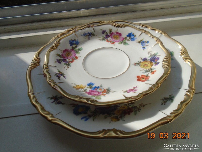 1940 Maria Theresia breakfast table with unique hand-painted Meissen floral designs, opulent gilding