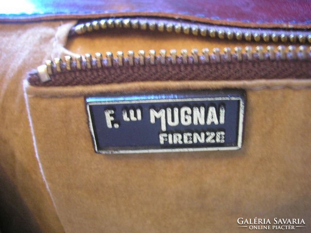 Luxury Florentine leather multi-compartment handbag or shoulder bag with Florentine + logo inside