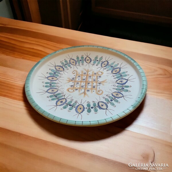 Wonderful gorka habán pattern centerpiece, large size (31.5 cm), heavy, flawless three-legged bowl