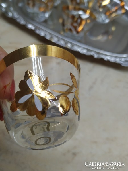 Arany csíkos, virág mintás üveg, italos pohár 6 db eladó!