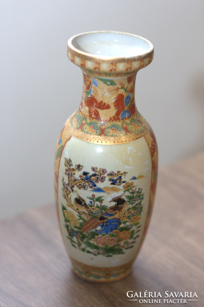 Oriental mini vase
