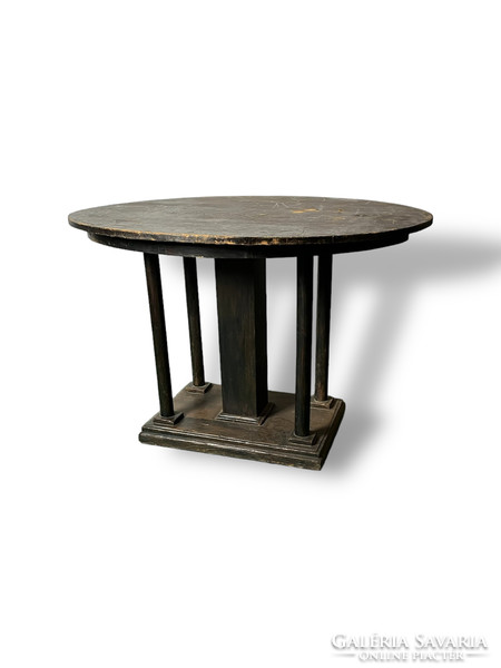 Antique Art Nouveau oval table