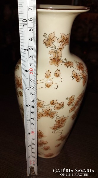 Zsolnay váza, 27 cm