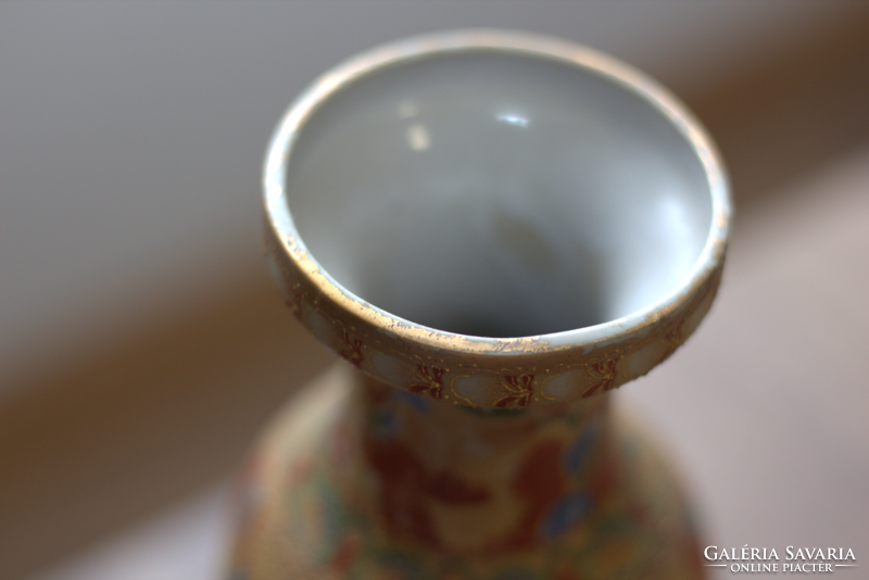 Oriental mini vase