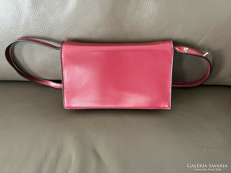 Milano dreams brand cherry burgundy small bag is an elegant bag