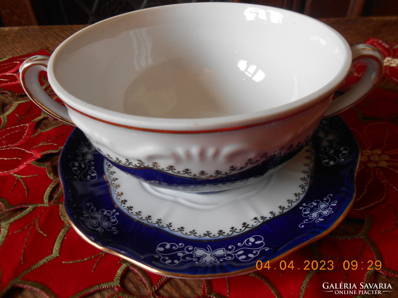 Zsolnay Pompadour II-es, nagyméretű leveses csésze