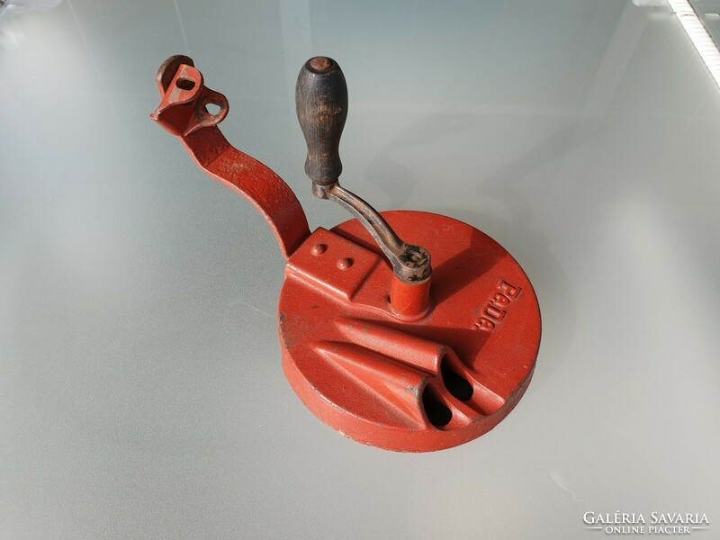 Vintage régi Pe.De. öntöttvas szeletelő konyhai gép eszköz