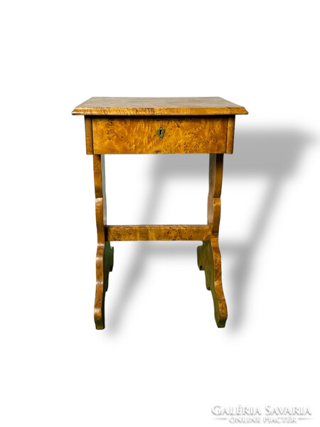 Antique bieder sewing table