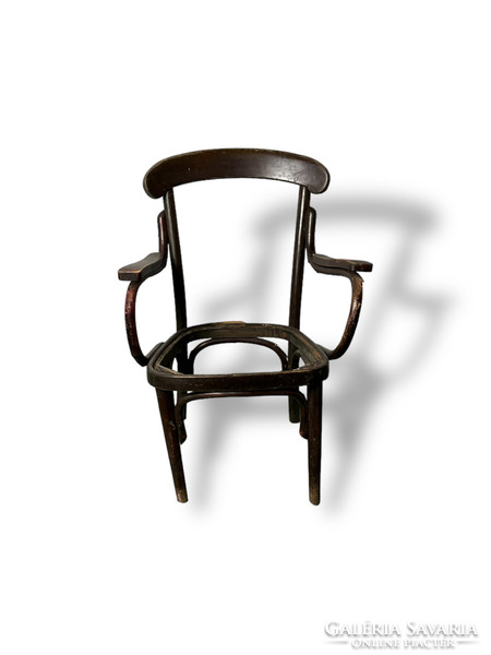 Antique thonet chair with armrests