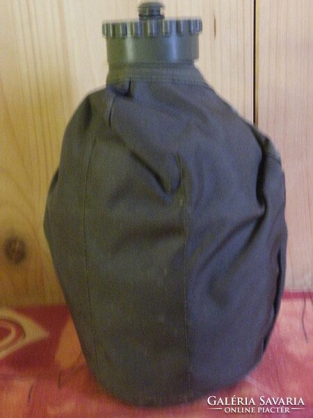 Austrian? Swiss (ch84) ? Military, marked water bottle (1984), 2 parts, + bag