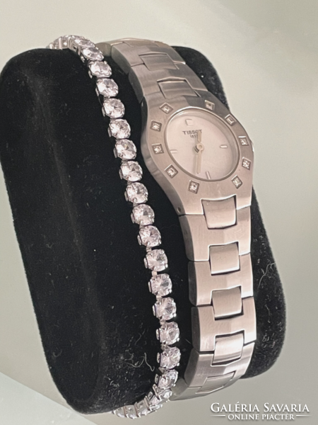 <3 Tissot diamond dreams women's watch with diamonds (10 pieces)