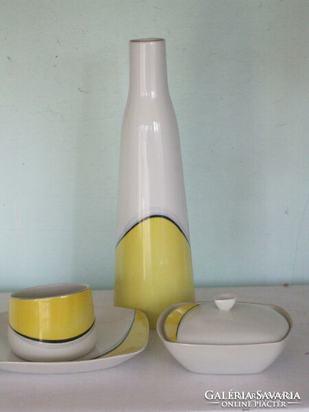Art deco 3. Pcs. Ravenclaw vase bonbonière and cigarette holder.