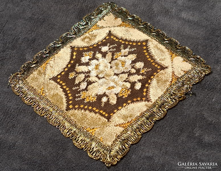 Old Belgian velvet tapestry tablecloth in display case (l3589)