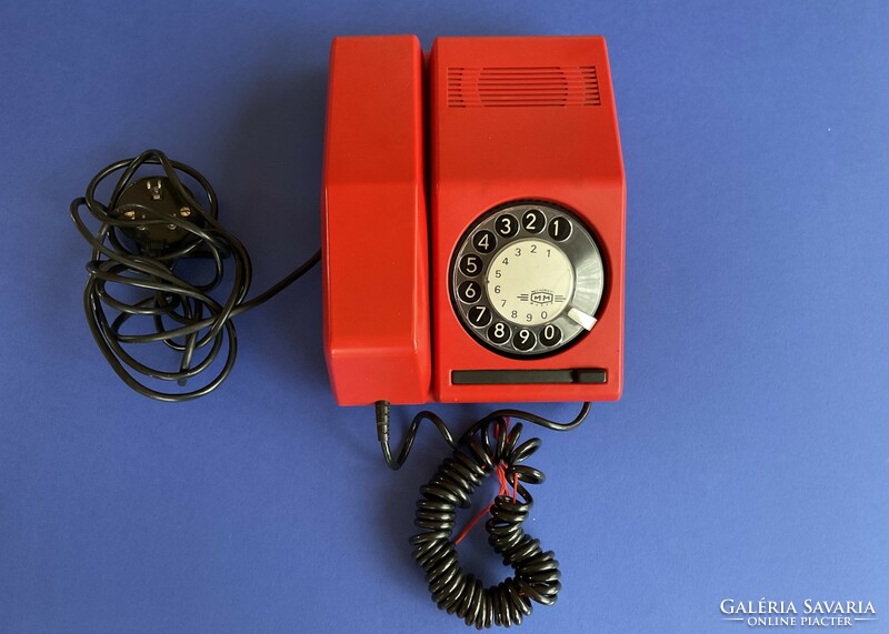 Retro tárcsás Matáv piros telefon Mechanikai Művek