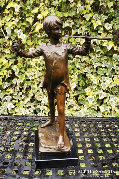 Peter Pan - bronze statue