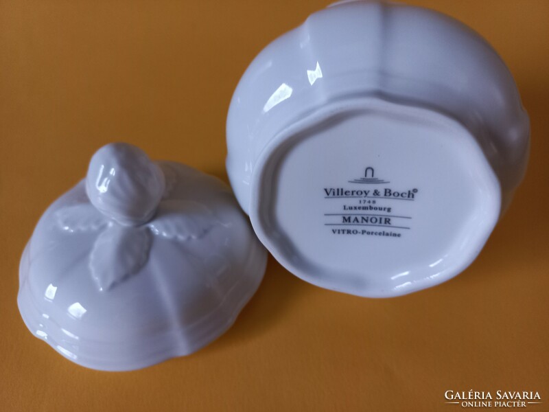 Villeroy & boch manoir sugar bowl with strawberry tongs