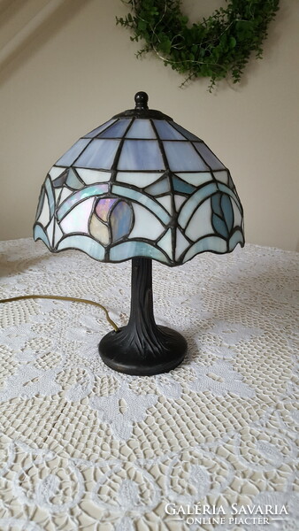 Tiffany table lamp