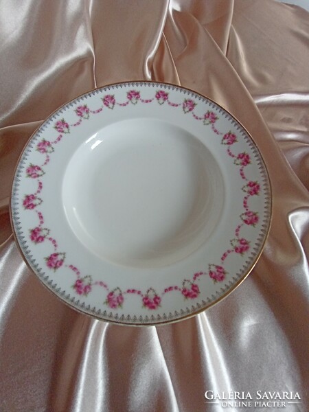 Régi rózsagirlandos porcelán tányérok sorszámmal  3+3 darab