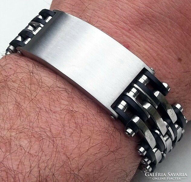 Men's stainless steel bracelet with silicone