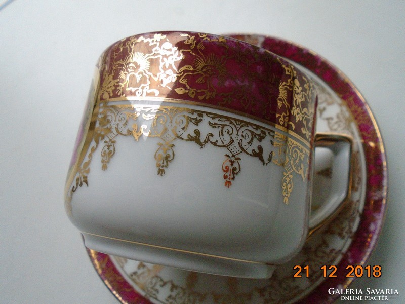 Gold brocade with patterns, a mythological scene with an antique Altwien-style tea cup coaster