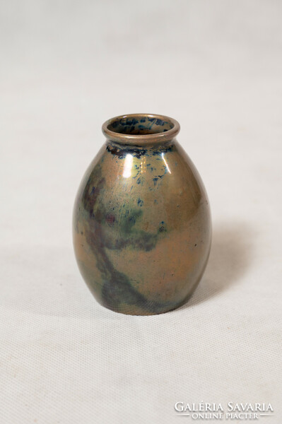 Zsolnay? Labrador glazed eosin vase, 9.5 cm high, marked f on the base