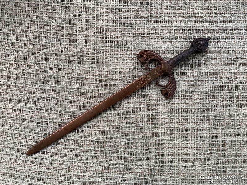 Reneszánsz kard replika, régi réz dísztőr, tőr, 39 cm.