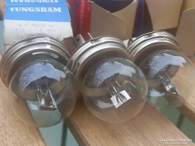 Retro tungsten car bulb in original packaging