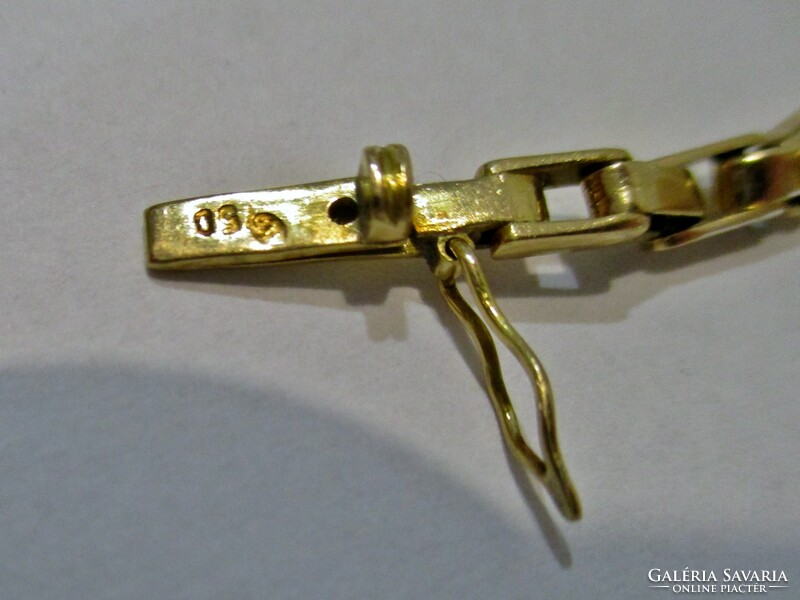 Nagyon szép brill és smaragd 18kt arany karkötő