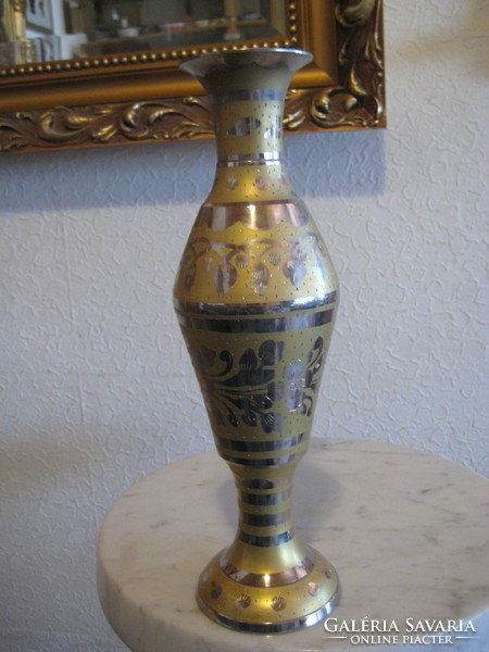 Nicely chiseled mags slender, engraved brass vase, never used 7 x 27 cm cm