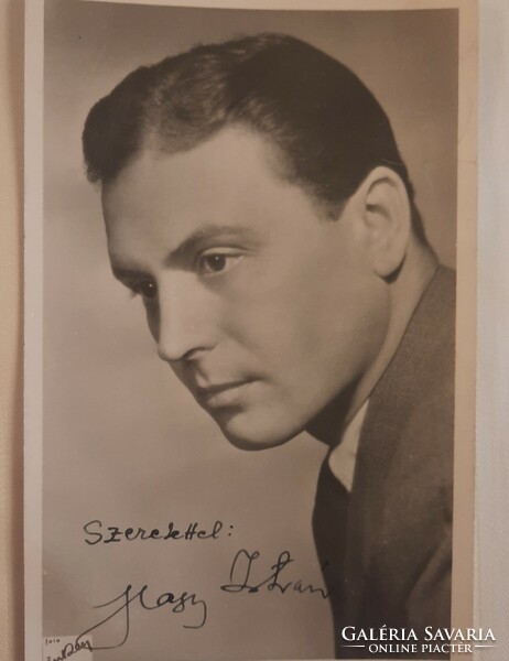 Híres magyar színészek aláírt fotói az 1940-es évekből