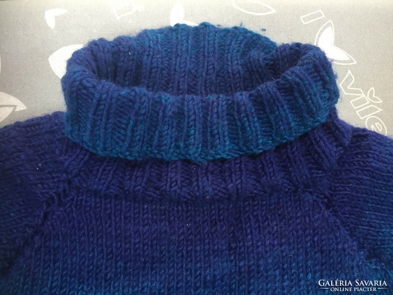Hand-knitted neck and chest warmer, size m/l, in wonderful blue color, partly wool, women's (sst)