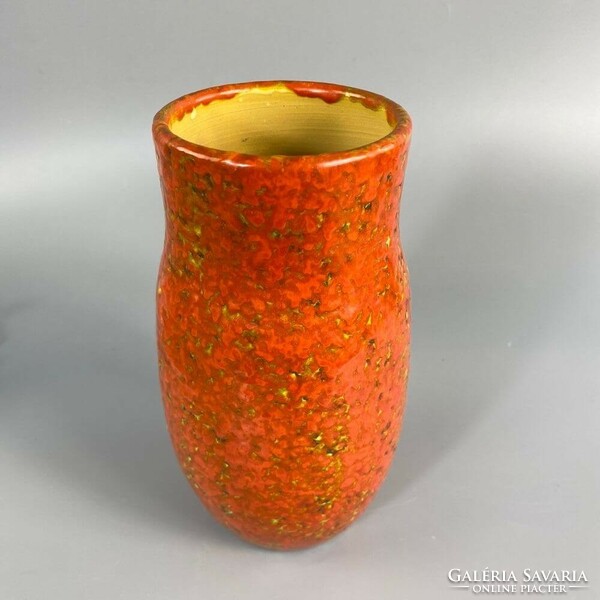 Retro pond head orange vase