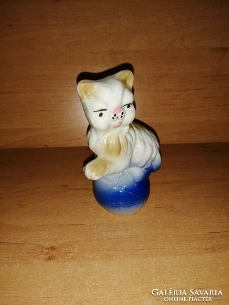 German Gerold porcelain cat figure with bobbin. 11 Cm high (po-2)