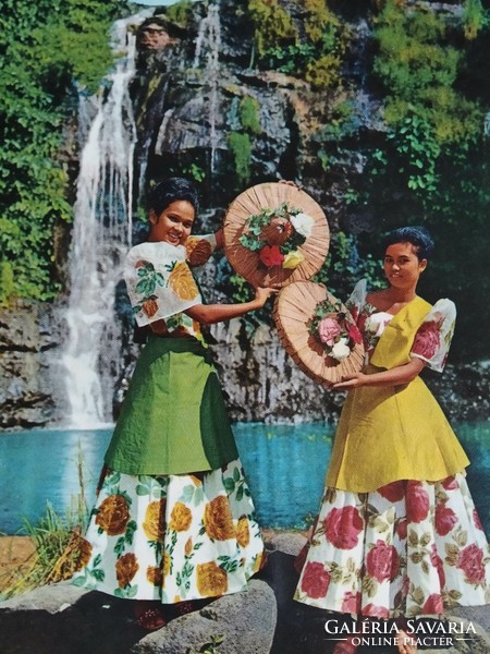 Fülöp szigeti táncosok a Hinulugang Taktak Nemzeti parkból, 1960-ból