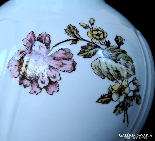 DT/185 – Hatalmas angol, virágos, porcelán mosdókancsó