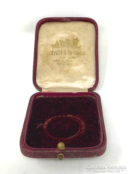 Antique leather jewelry holder, watch box kralik s. Descendants of his sons