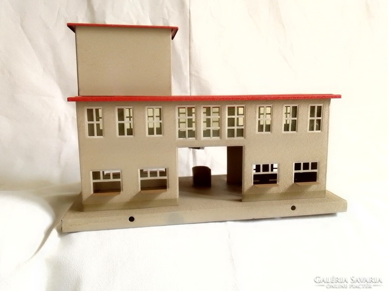 Antique old Kibri 0 model railway station building record game us zone 1945-49 field table accessory