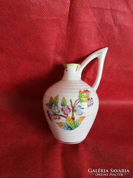 Herend vbo (victoria) patterned, elf-eared, ribbed jug, (victoria)