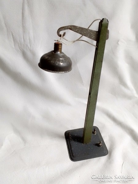 Antique old railway station street lamp 0-1 railway train model field table additional lighting