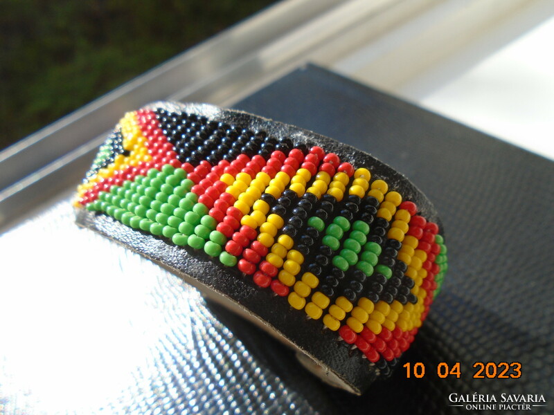 Maasai - Kenyan African tribal leather bracelet with beads