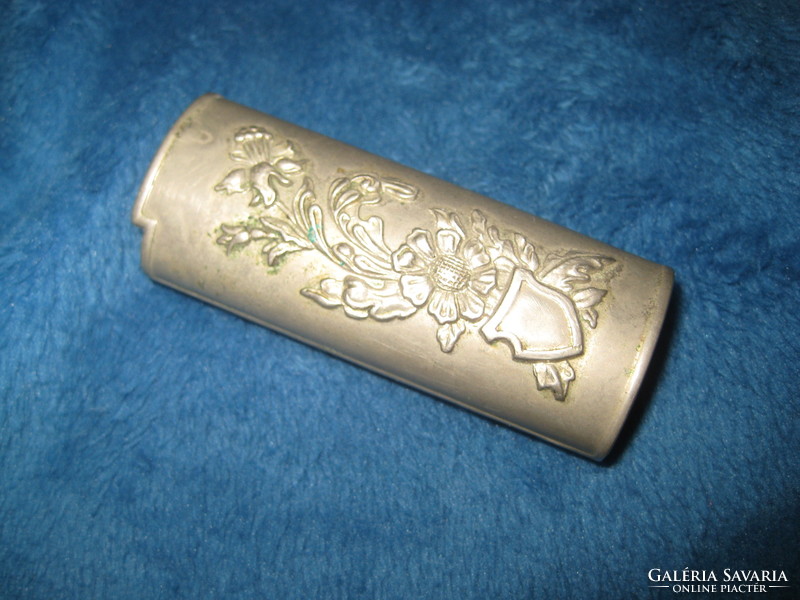 Decorative lighter holder, 2.8 x 7 cm